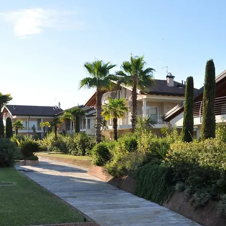 Royal Garda Apartamento Sirmione