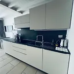 Royal Garda Appartement *