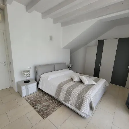 Royal Garda Apartamento